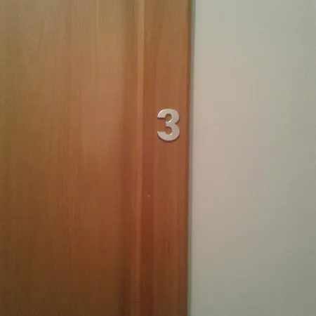 Excellent Location Bright Tigne