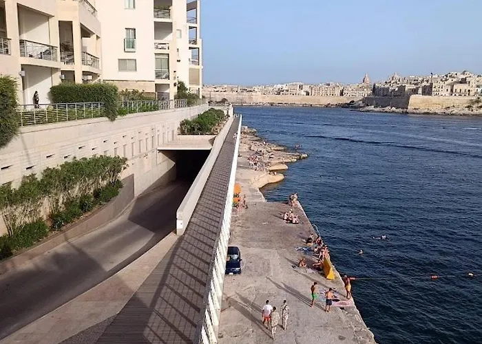 Apartamento Excellent Location Bright Tigne Sliema