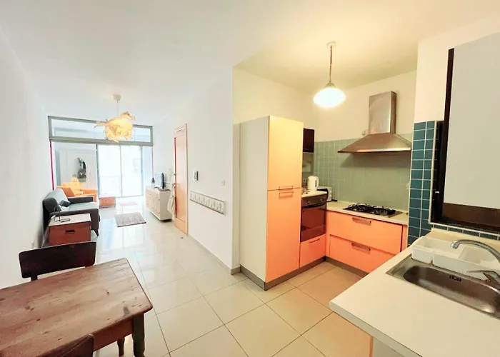 Excellent Location Bright Tigne *