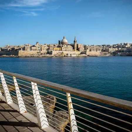 Excellent Location Bright Tigne Apartment *